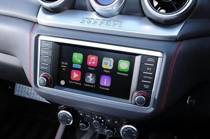 CarPlay in Ferrari California T