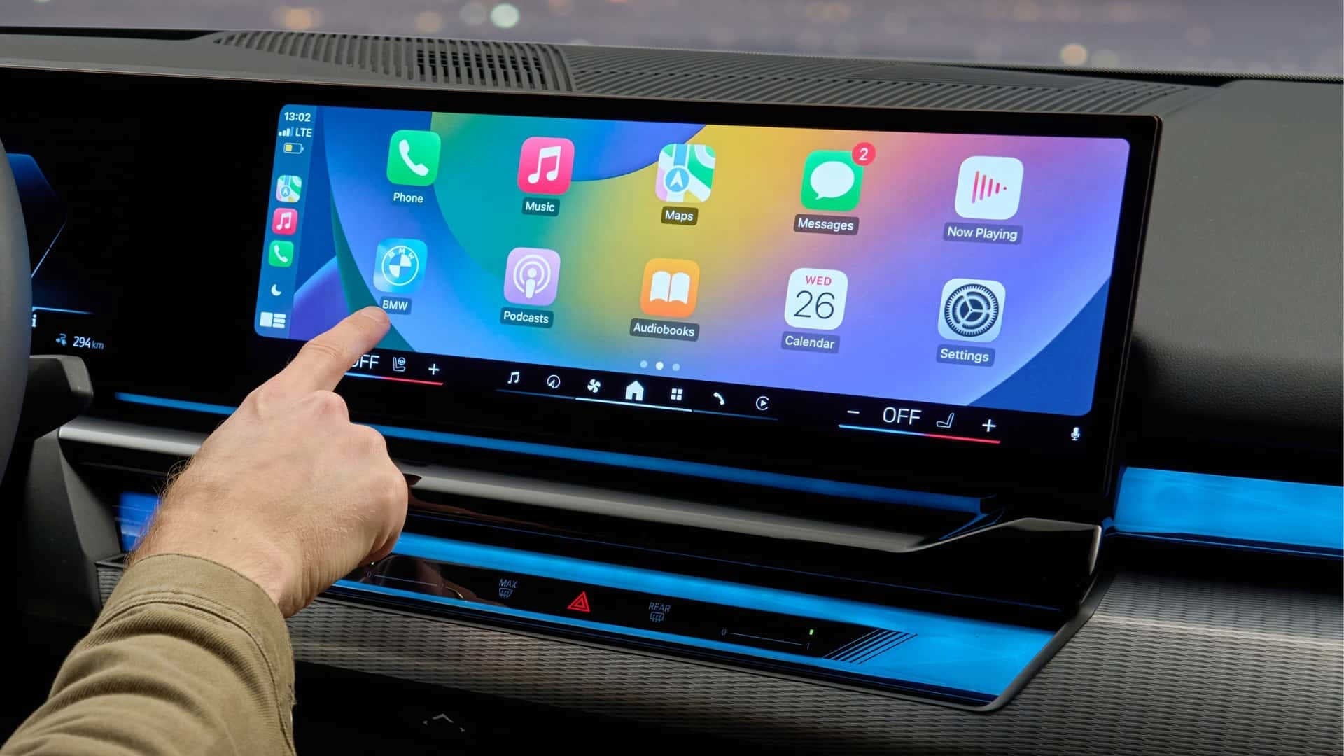 Bmw calls CarPlay a myth 2025