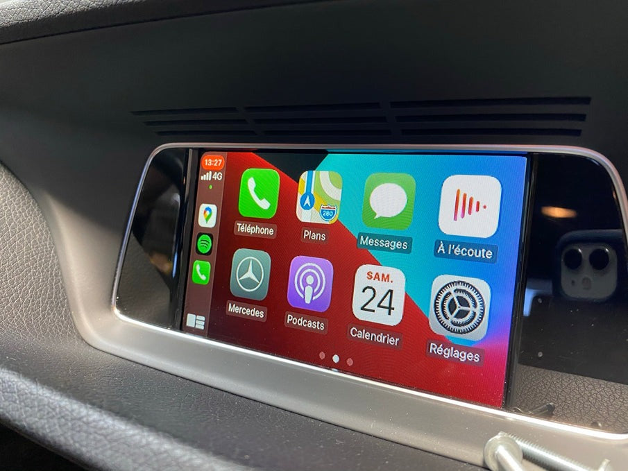 Apple CarPlay in Lynk & Co 01