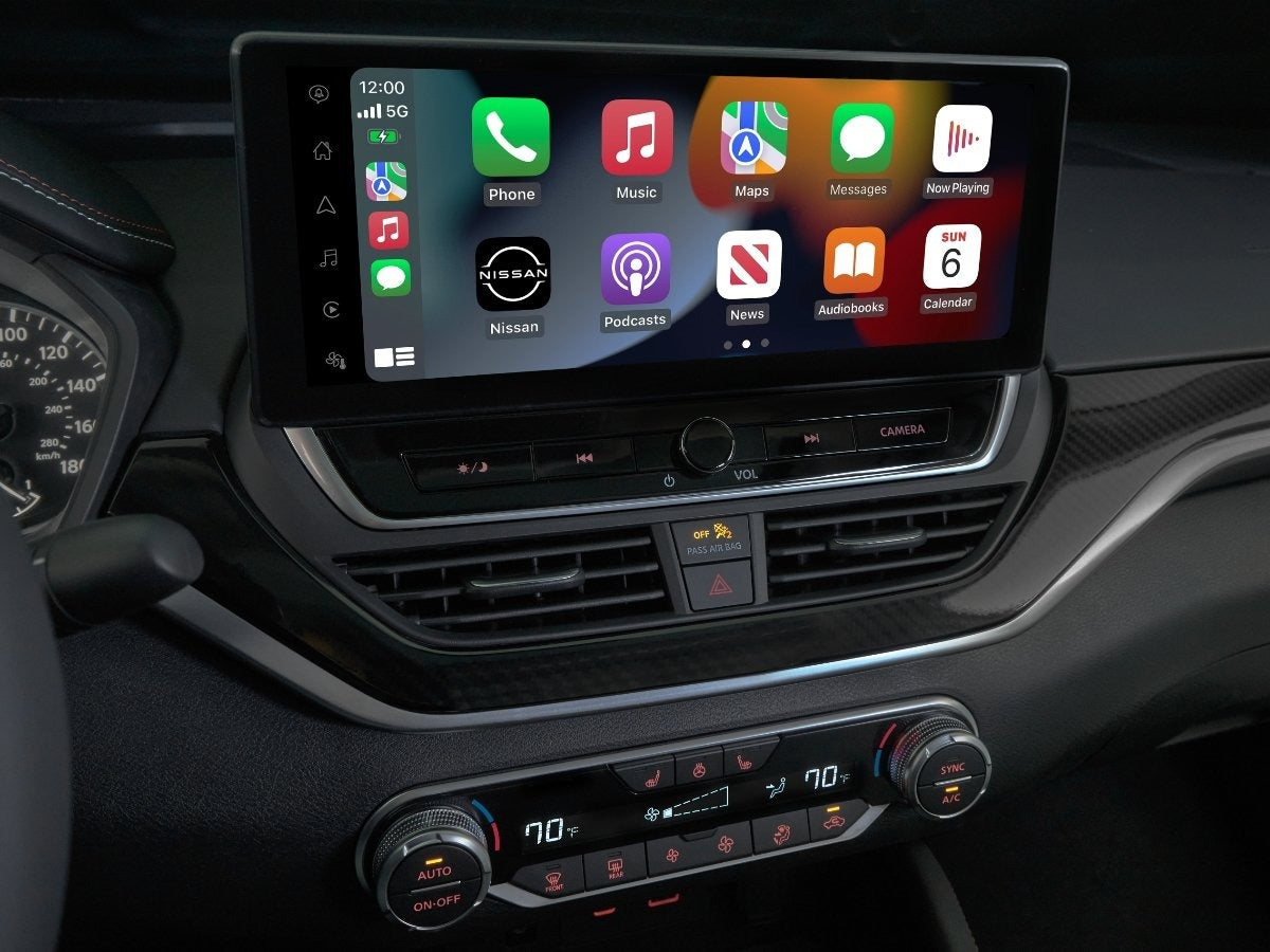 are carplay screens legal