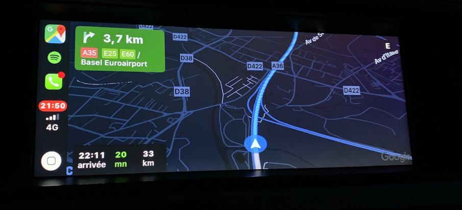 Genuine Apple Carplay VS GPS