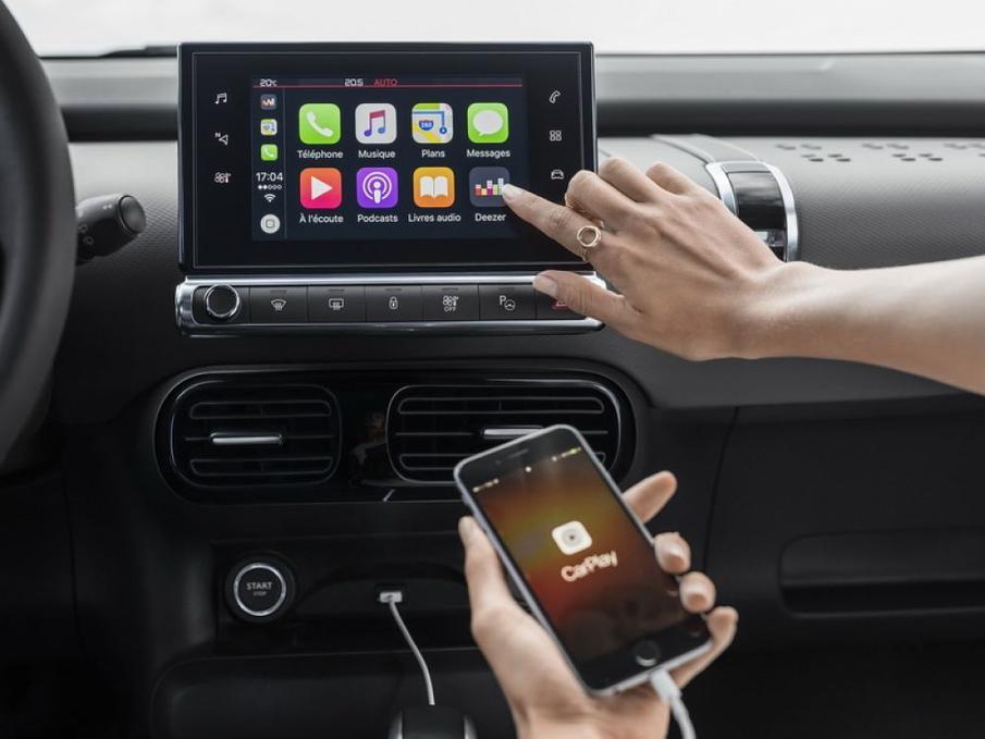 Why have CarPlay on your C4 Cactus?