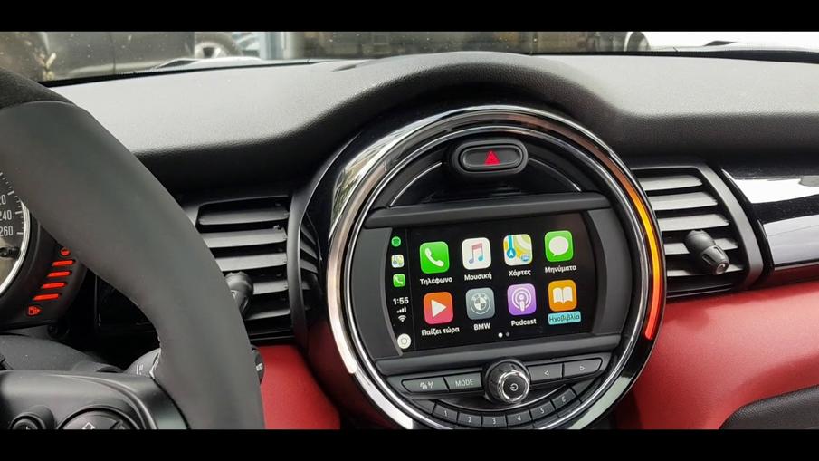CarPlay in a Mini Countryman