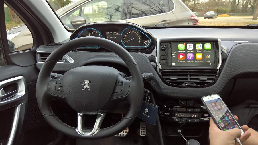 How to activate CarPlay in a Peugeot?