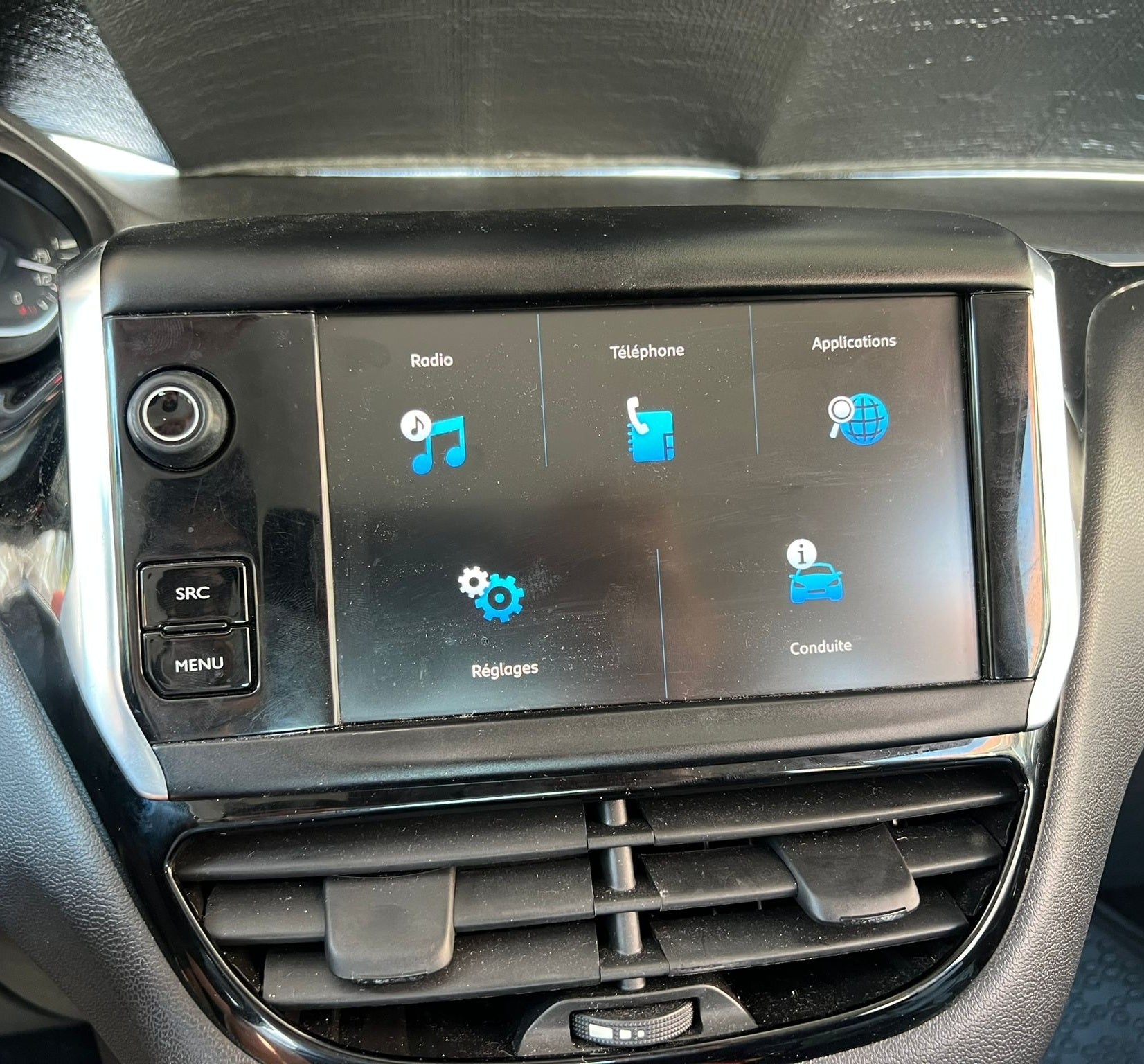 peugeot208(A9)用RCC　+　ナビシステム Apple CarPlay for Peugeot with RCC system – Thecarplayer.com